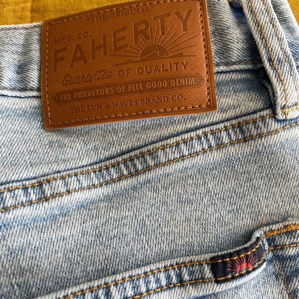 Faherty Jeans - Picture 5 of 5